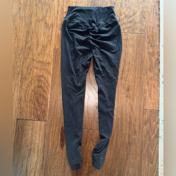 Gymshark Whitney Rib Waist Black Leggings - Picture 3 of 5